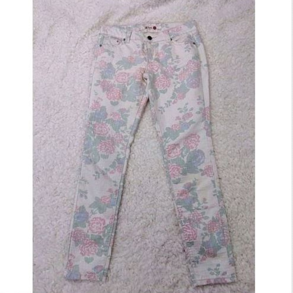 1st Kiss Jeans Skinny Size 6 Floral Print
